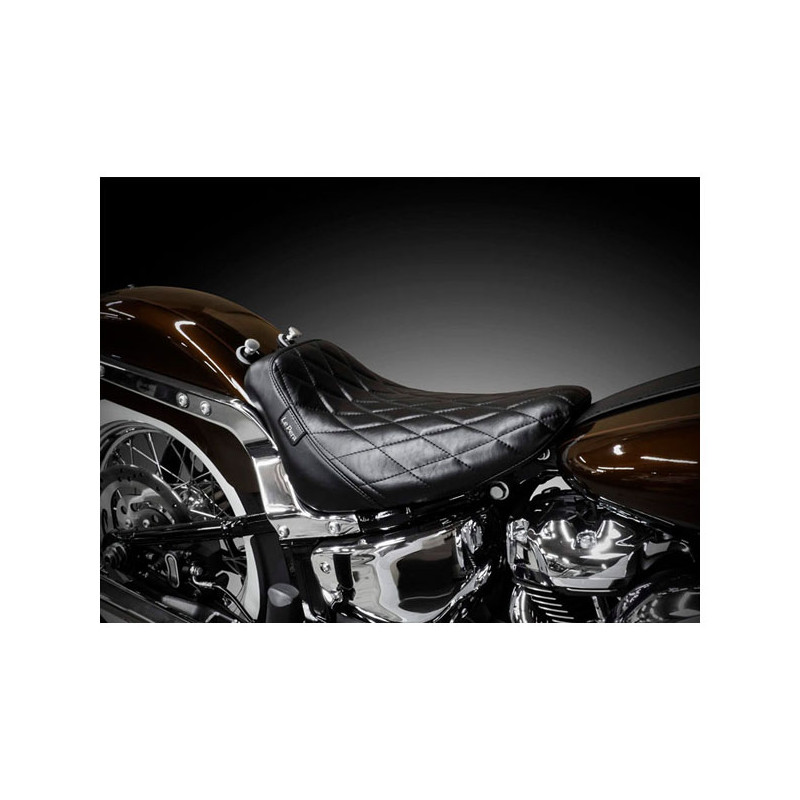 LePera, Bare Bones solo seat. Diamond stitch Softail: 18-23 FLHCS Heritage Classic 18-20(NU)Heritage FLHC Classic 18-20(NU)FLDE 