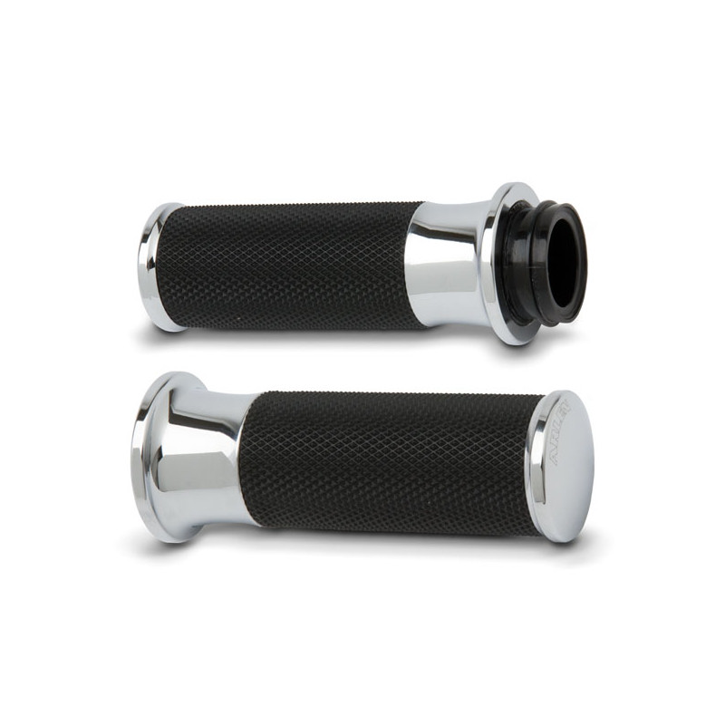 Chromowane uchwyty Arlen Ness Fusion Billet gładkie 74-21 H-D z pojedynczą lub podwójną linką przepustnicy (z wyłączeniem modelu