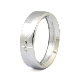 Recessed trim ring. 7" headlamp. Chrome 12-16(NU)Dyna FLD 94-22(NU)FLHR 83-13(NU)Touring (excl. FLT & FLTR with dual headlamps) 