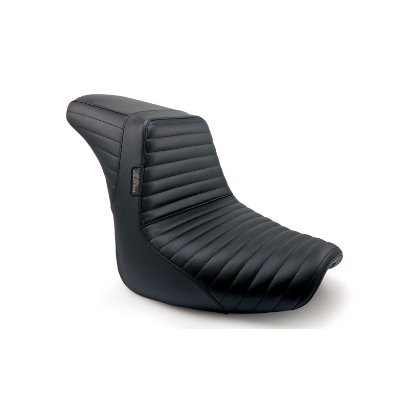 Le Pera, KickFlip solo seat. Pleated Softail Fat Bob: 18-20(NU)Softail FXFB 107 18-23 Softail FXFBS 114