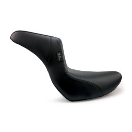 Le Pera, KickFlip solo seat. Smooth Softail Breakout: 18-20(NU)FXBR 107 18-22(NU)FXBRS 114 2023 FXBR 117