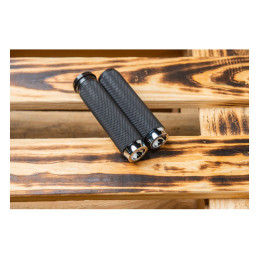 Rough Crafts, knurled rubber handlebar grips. Chrome 08-23 H-D with e-throttle (excl. 2023 FLHXSE 18-23 FLTRXSE Pan America RA &