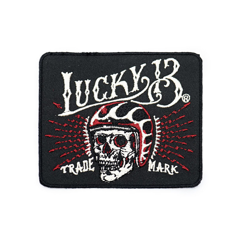 Czarna naszywka Czarny Czaszka 13